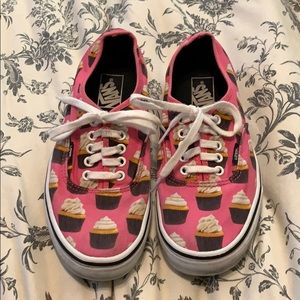 Cupcake Vans size 9